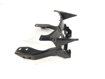 Yamaha XJR 1300 RP10 (2006) - Fairing holder subframe front detail view