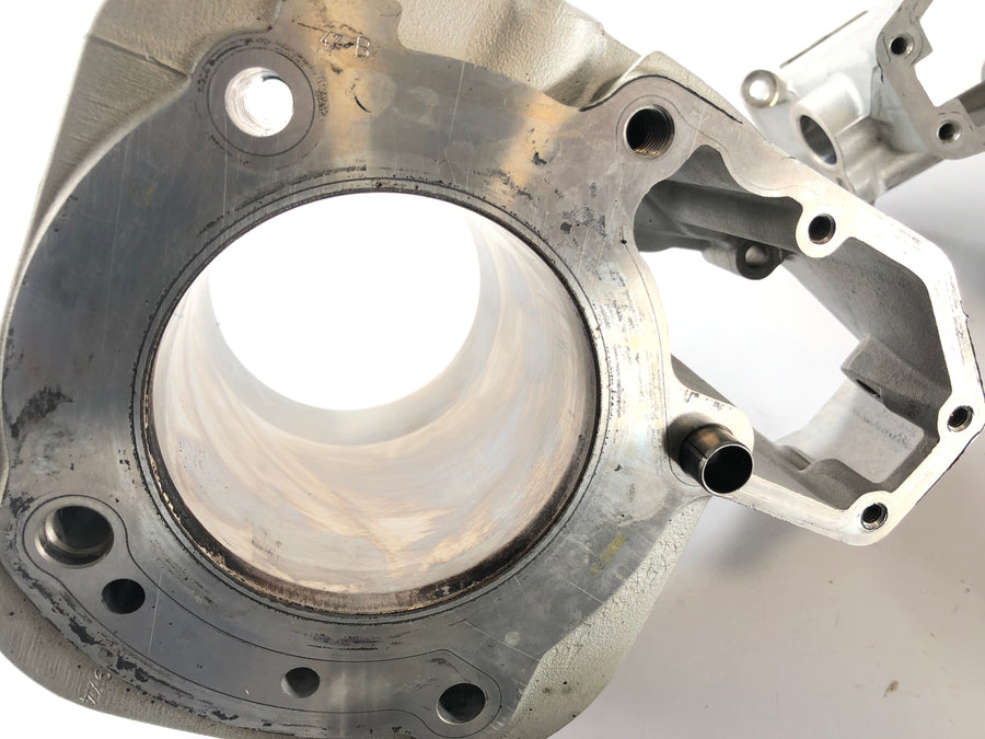 BMW R 1150 R R21 [2002] - Cylinder with piston and cylinder heads set