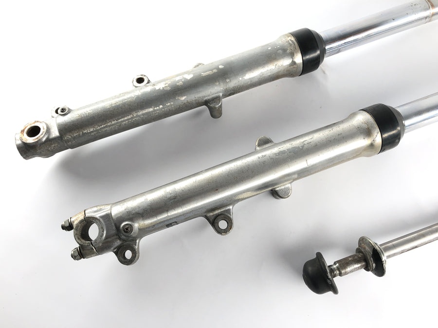 Yamaha XS 650 Type 447 [1975] - Fork Telescopic fork with axle