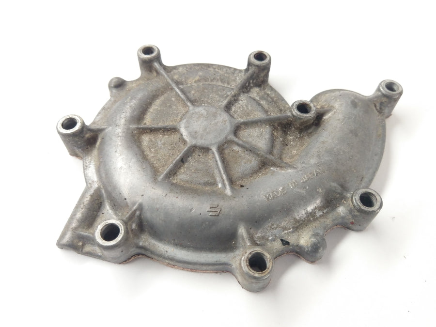 Suzuki GT 750 [1973] - Water pump cover engine cover