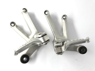 Aprilia RSV 1000 RR Factory [2009] - Passenger footrests with holder right and left set - 0