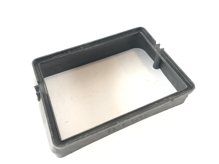 Moto Guzzi Le Mans 4 [Le Mans 3] - Air filter box intermediate piece