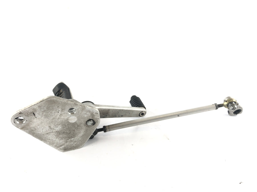 Ducati Paso 750 [1990] - Driver's footrest left with gearshift pedal and rod
