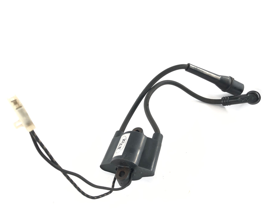 Suzuki DR 600 SN41A [1986] - Ignition coil with spark plug connector
