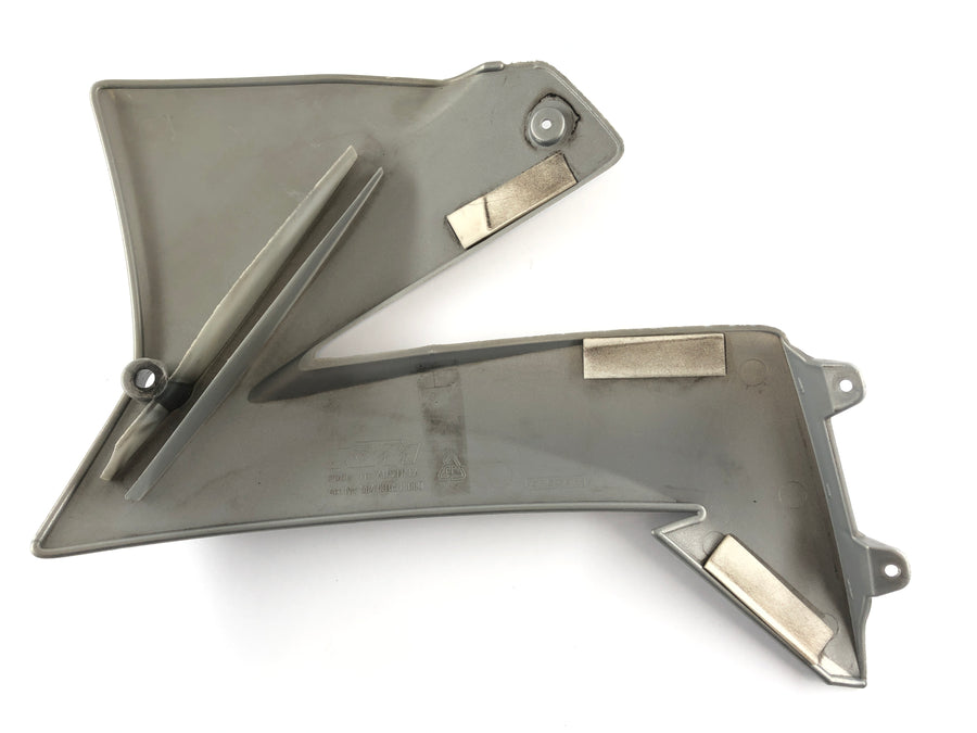 KTM 640 LC4 Prestige [2003] - Tank fairing left and right fairing
