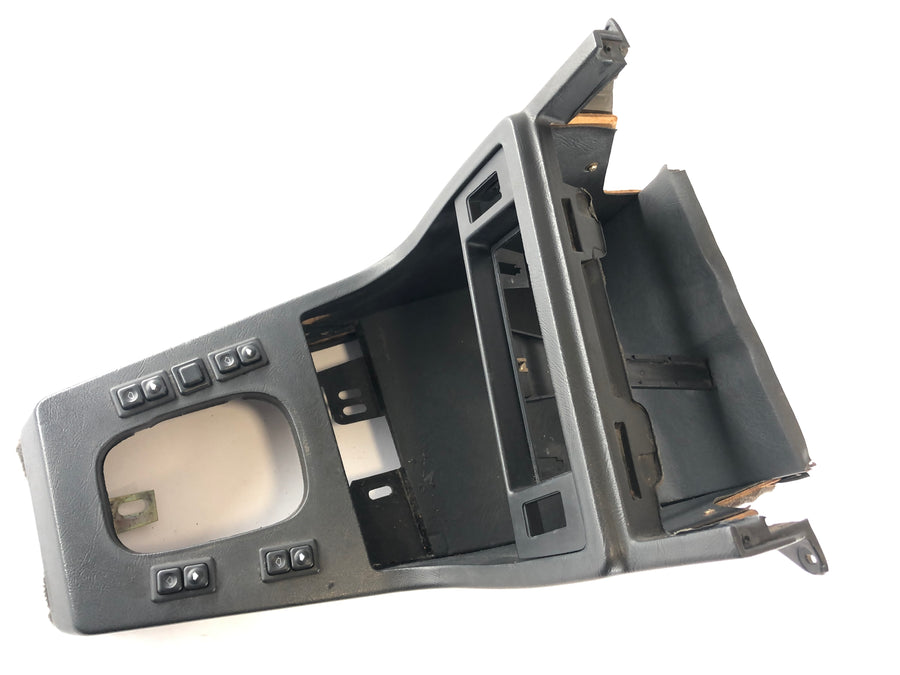 BMW M 535i E28 [1986] - Center console with window switch