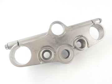 Suzuki GSF 1200 S GV75A [1998] - upper triple clamp