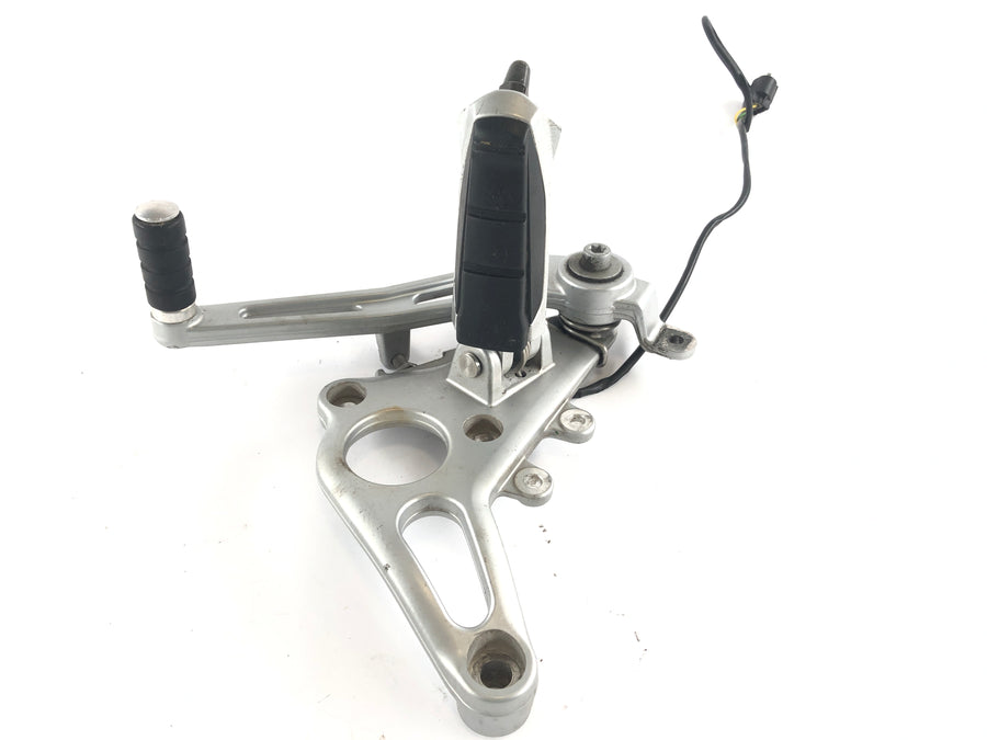 BMW R 1150 R R21 [2002] - Driver footrest right with brake lever