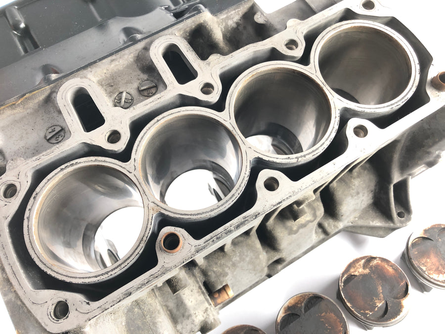 BMW K 1200 GT [2003] - Engine housing cylinder and piston